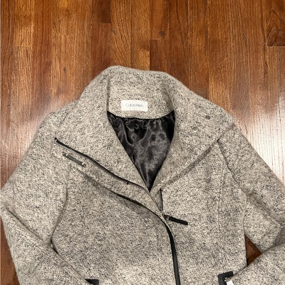 Calvin Klein Women’s Gray Wool Blend Asymmetrical Walker Coat - Picture 7 of 15